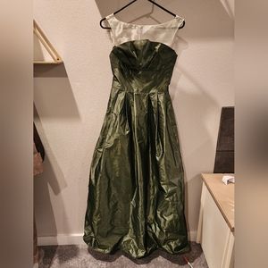Long Green Dress size:XS